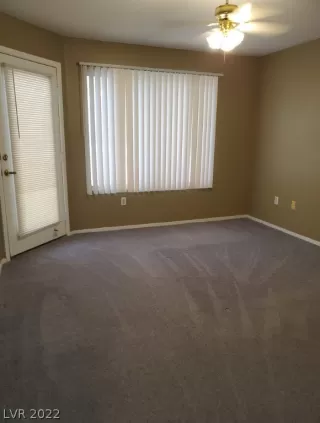 Photo #5: 2428465 Listing