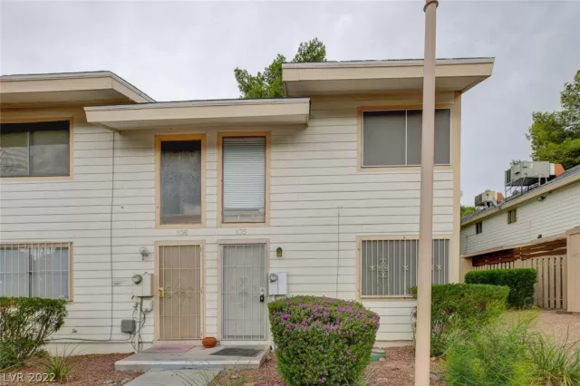 MLS: 2428470 Condo For Sale