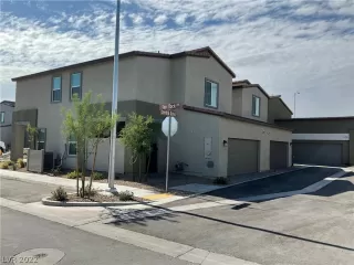 Photo #2: 2428520 Listing 