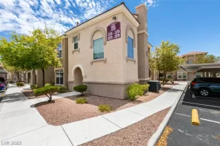 Photo #1: 2428557 Listing