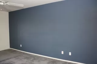 Photo #5: 2428559 Listing 