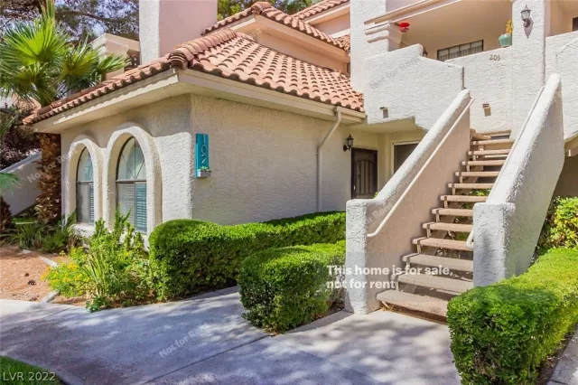 MLS: 2428597 Condo For Sale