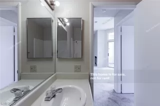 Photo #3: 2428636 Listing