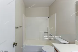 Photo #5: 2428636 Listing