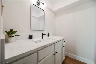 Photo #1: 2428650 Listing