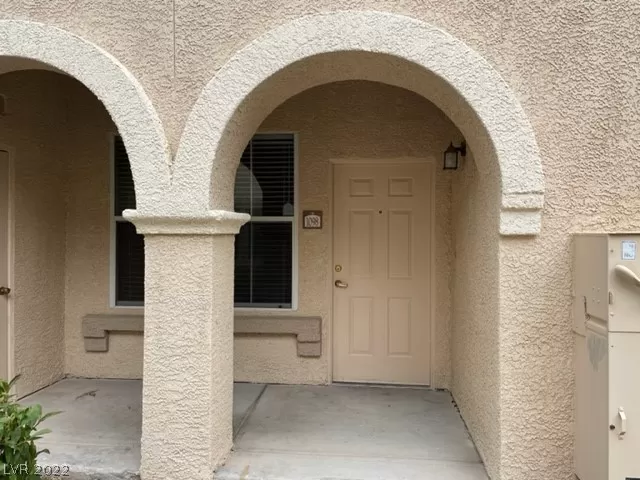 MLS: 2428655 Condo For Sale