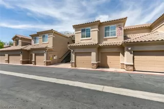 Photo #2: 2428658 Listing 