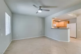 Photo #4: 2428658 Listing 