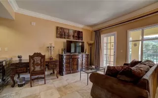 Photo #2: 2428678 Listing 