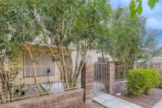 Photo #1: 2428683 Listing 