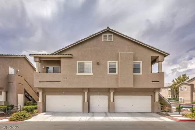 MLS: 2428750 Condo For Sale