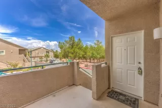 Photo #3: 2428750 Listing 