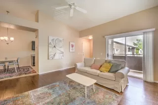 Photo #6: 2428750 Listing 