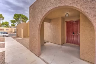 Photo #2: 2428807 Listing