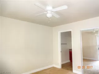 Photo #4: 2428823 Listing 