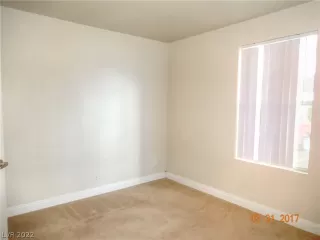 Photo #6: 2428823 Listing 