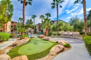 Photo #2: 2428834 Listing 