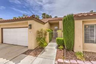 Photo #2: 2428890 Listing 