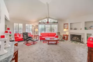 Photo #6: 2428890 Listing 