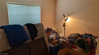 Photo #5: 2428947 Listing