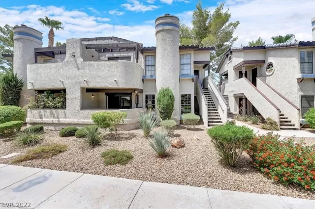 MLS: 2428957 Condo For Sale