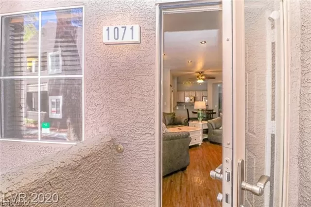 MLS: 2428972 Condo For Sale