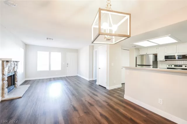 MLS: 2428997 Condo For Sale