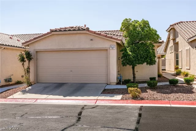 MLS: 2429093 Condo For Sale