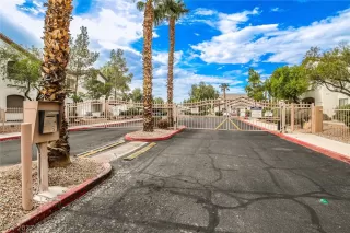 Photo #1: 2429099 Listing