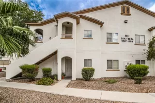 Photo #3: 2429099 Listing