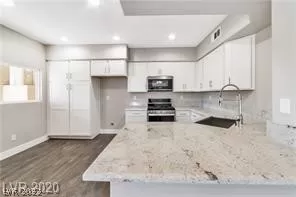 Photo #5: 2429106 Listing 