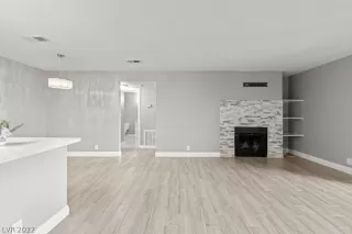 Photo #2: 2429145 Listing