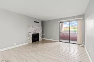 Photo #3: 2429145 Listing