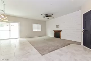 Photo #6: 2429153 Listing