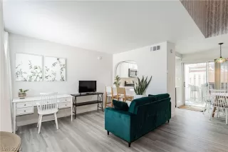 Photo #1: 2429209 Listing 