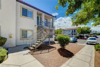 Photo #4: 2429243 Listing 