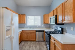 Photo #1: 2429253 Listing 