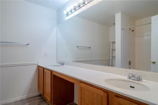 Photo #3: 2429253 Listing 