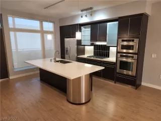 Photo #3: 2429296 Listing 