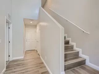 Photo #4: 2429323 Listing 