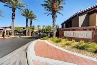 Photo #2: 2429352 Listing