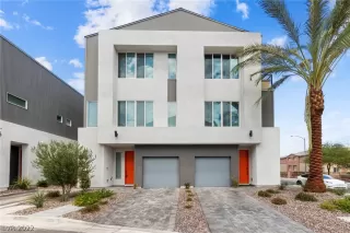 Photo #1: 2429378 Listing