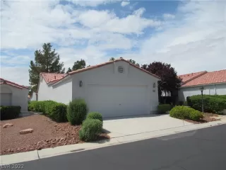 Photo #1: 2429382 Listing 