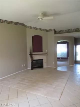 Photo #2: 2429382 Listing 
