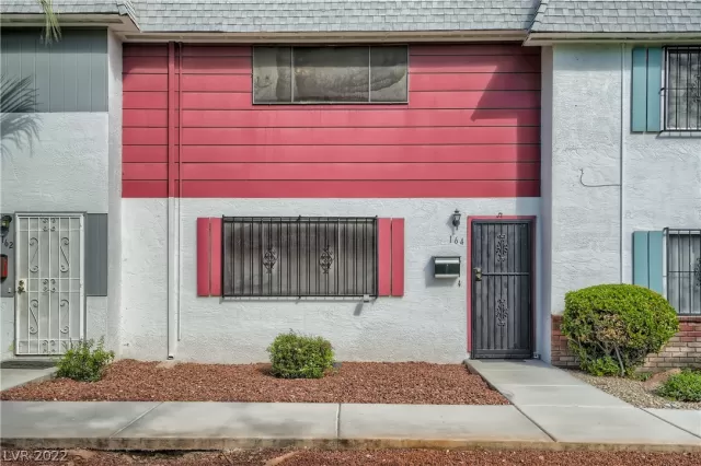 MLS: 2429392 Condo For Sale