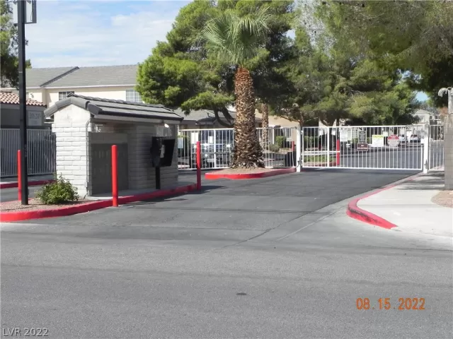 MLS: 2429400 Condo For Sale