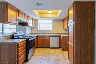 Photo #1: 2429411 Listing