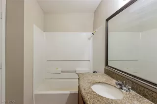 Photo #3: 2429411 Listing