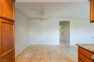 Photo #6: 2429411 Listing