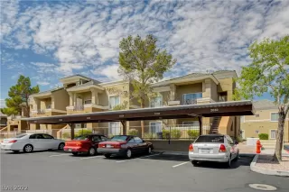 Photo #3: 2429470 Listing 